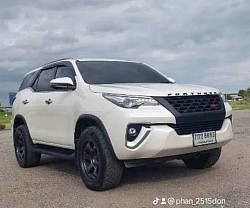 บริการรถ SUV นั่งสบายๆ รถใหม่สะอาด