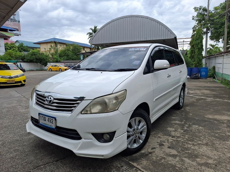 Smart taxi van บริการรถ7ที่นั่ง บริการทั่วไทย โทร.085-5679674