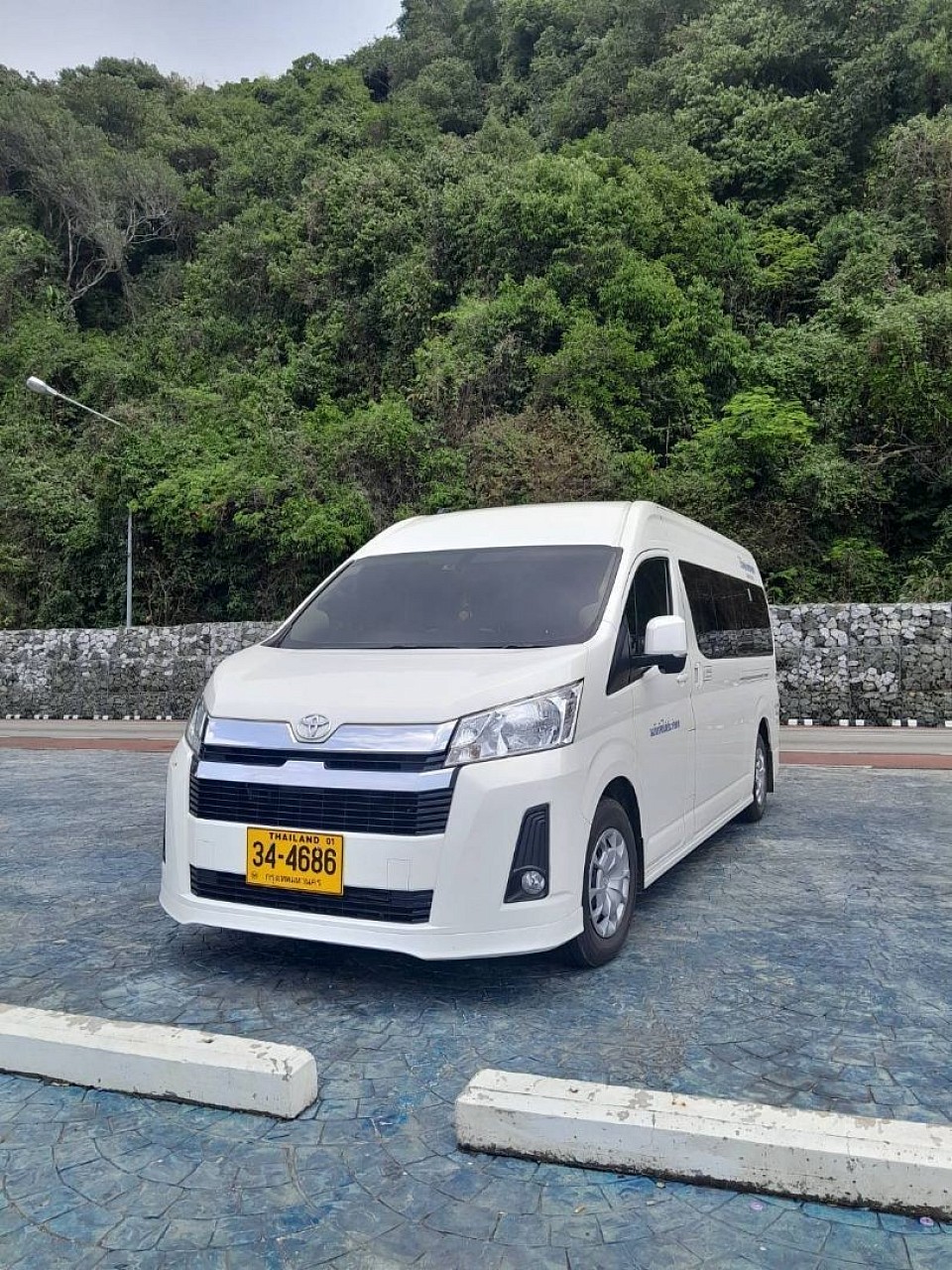 Smart taxi van ตู้ vip 085-5679674